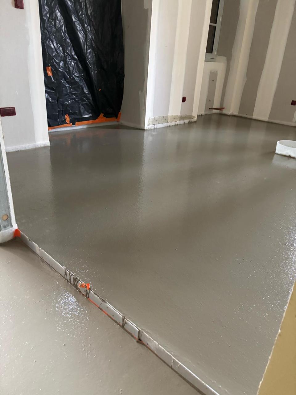 Chantier chape liquide - Top'Isol